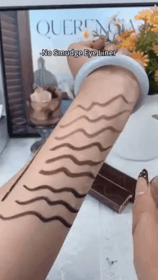Eyeliner color swatch on arm