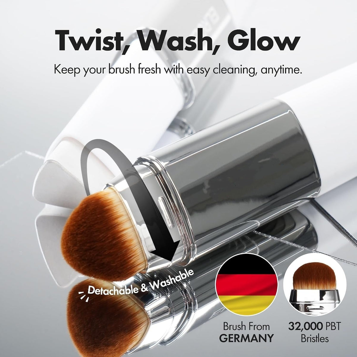 Detachable washable built-in foundation brush